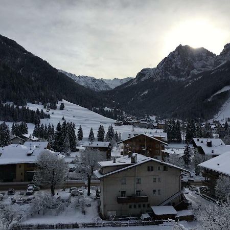 Ciasa Sot Croze Pozza di Fassa Exterior foto